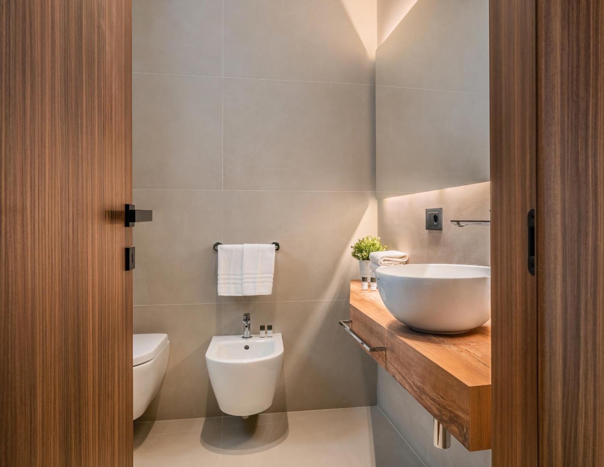 Hotel Universal Cattolica Luaran gambar
