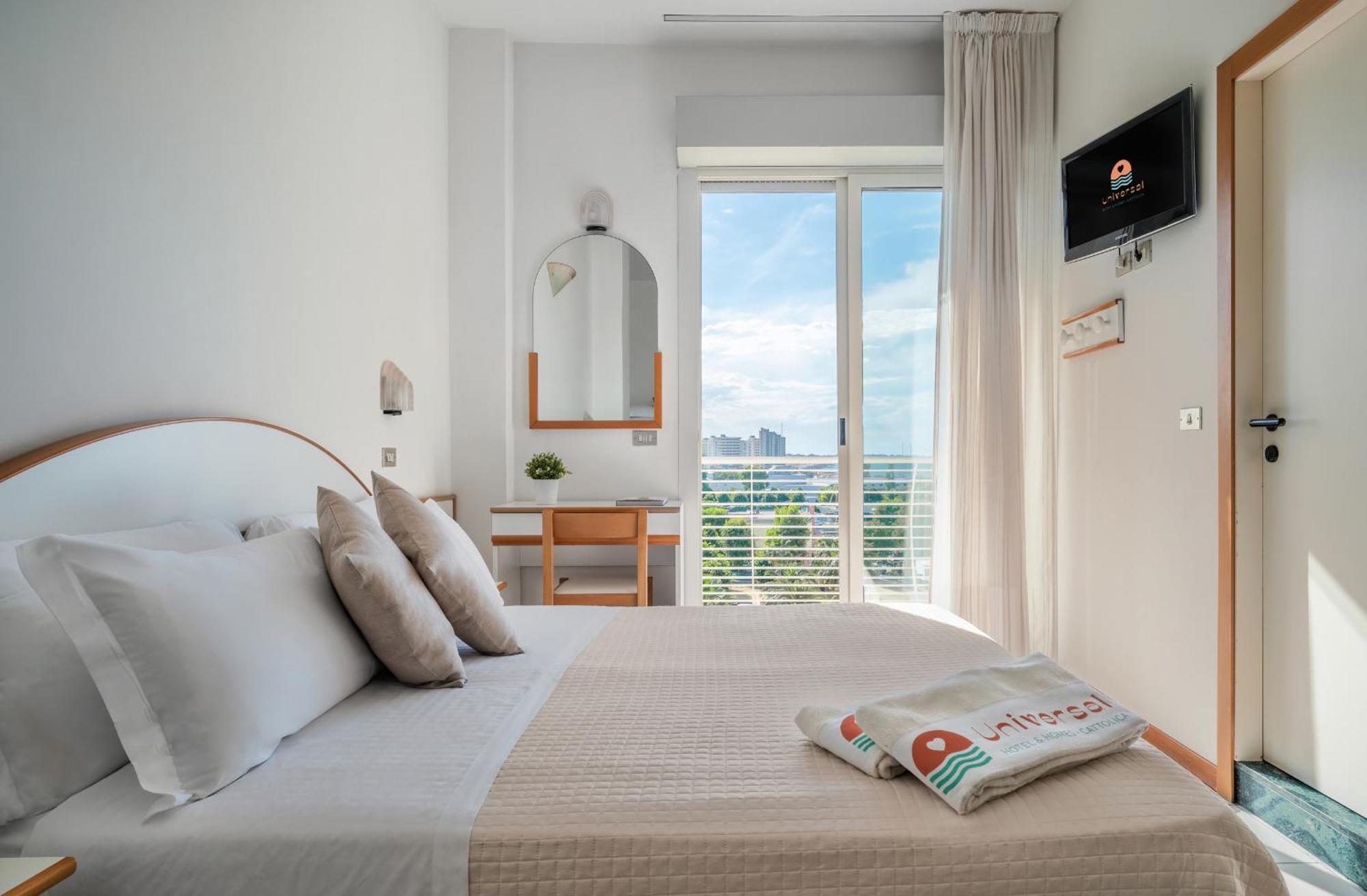 Hotel Universal Cattolica Luaran gambar