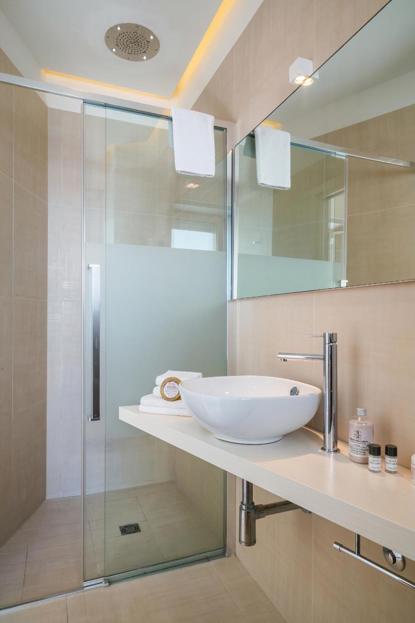 Hotel Universal Cattolica Luaran gambar