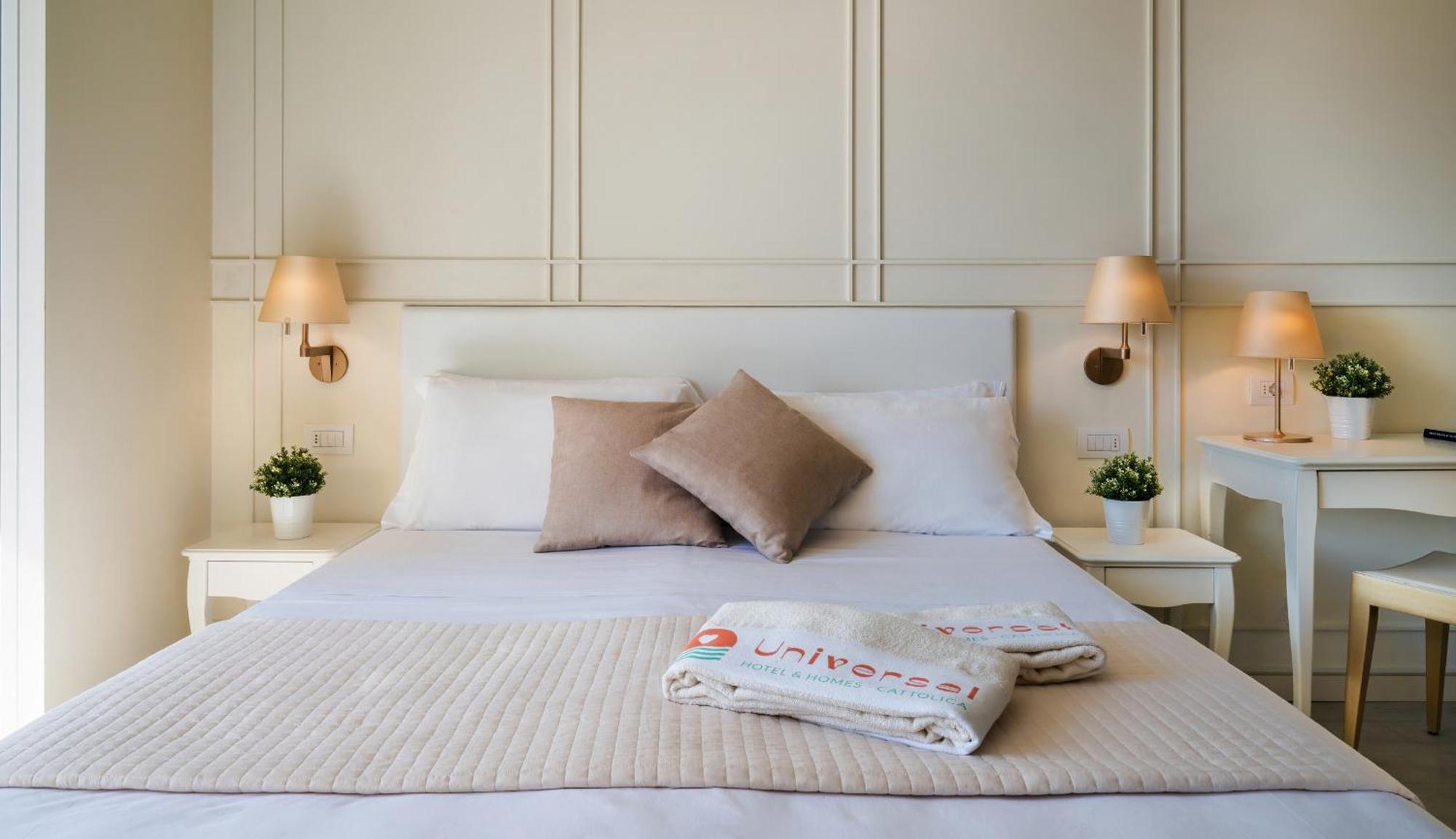 Hotel Universal Cattolica Luaran gambar