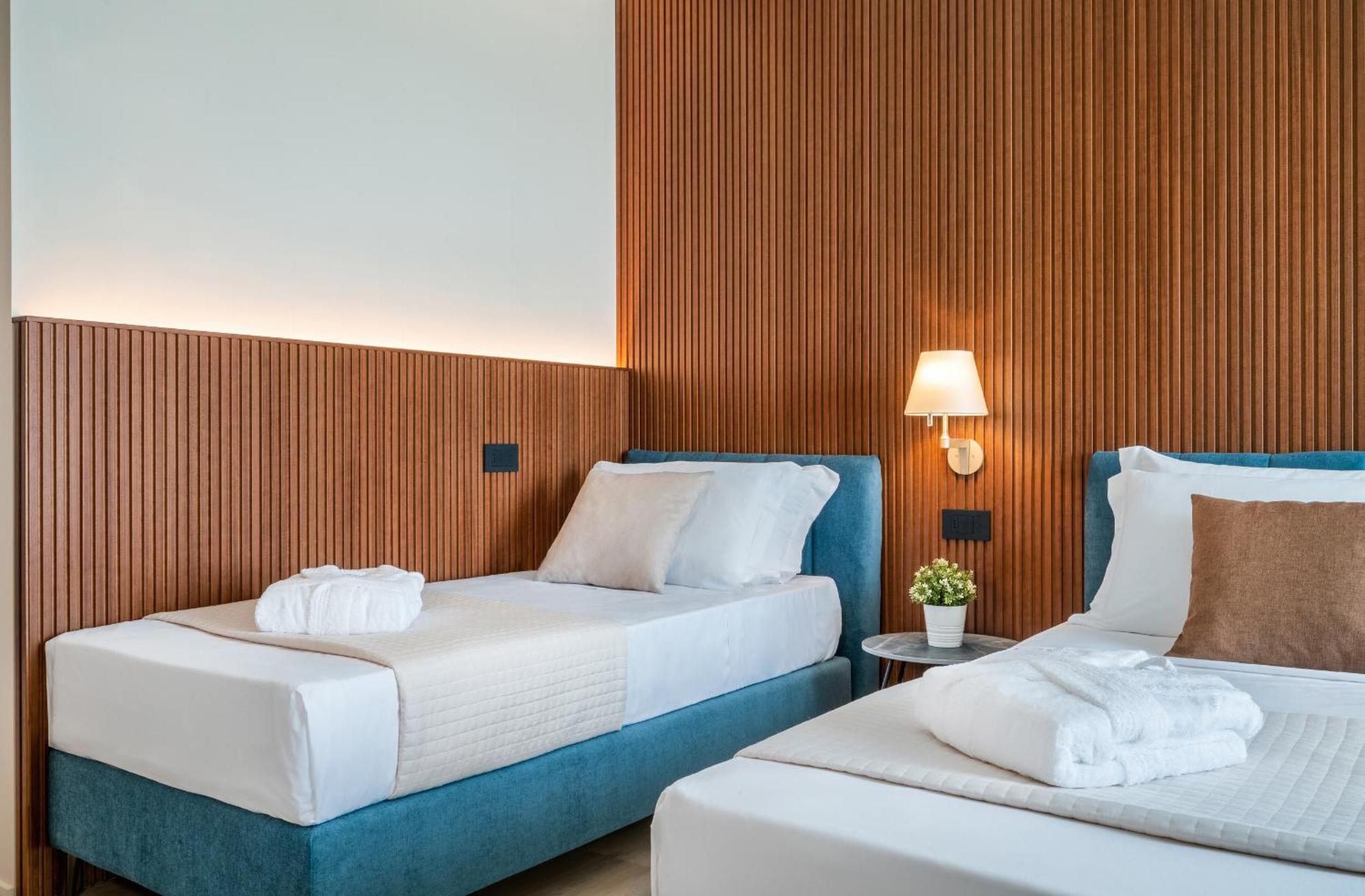 Hotel Universal Cattolica Luaran gambar