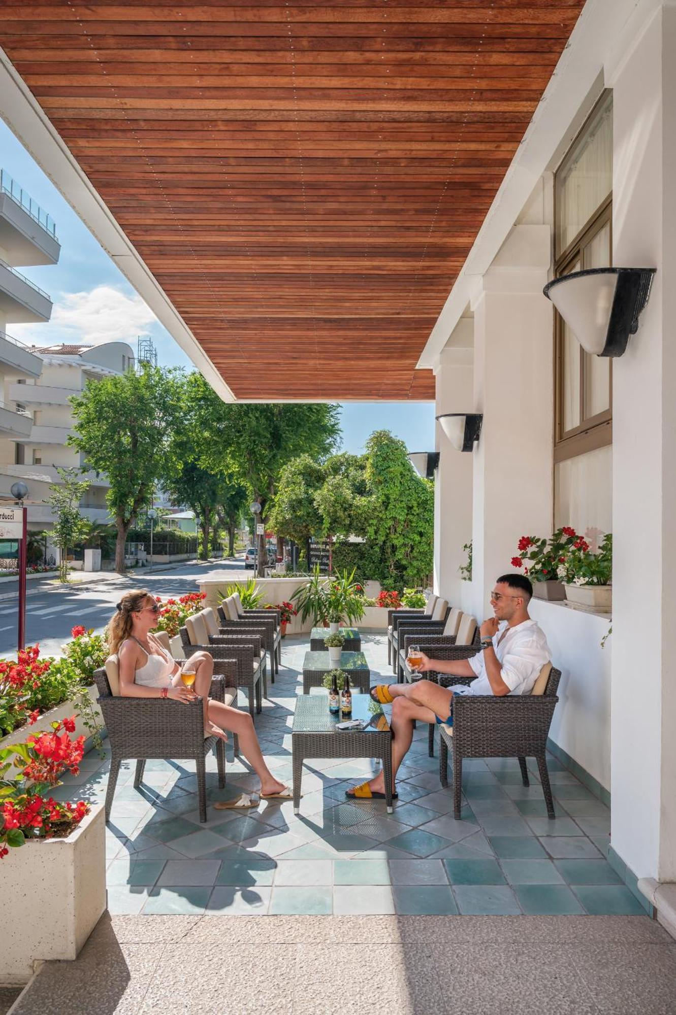 Hotel Universal Cattolica Luaran gambar